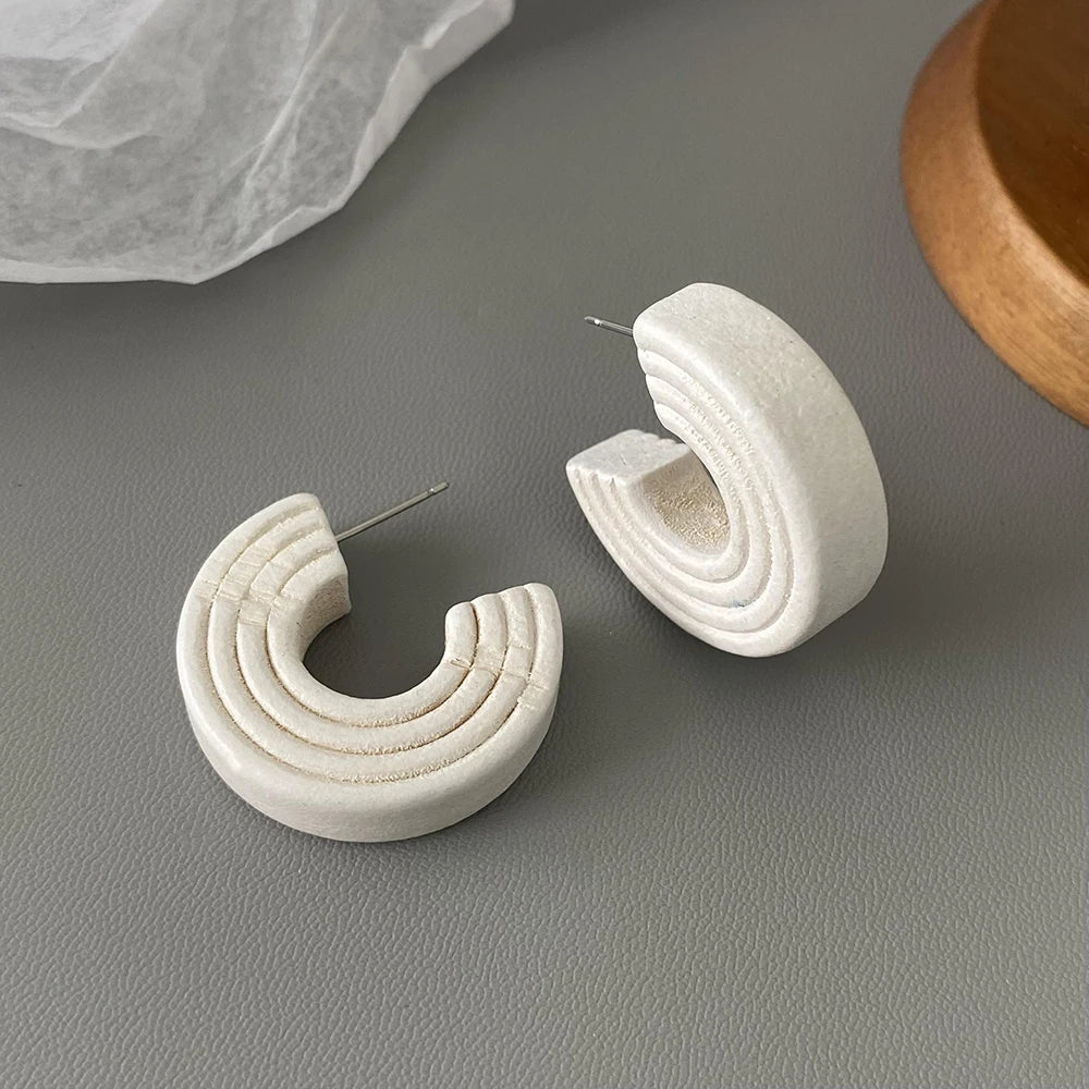 Des boucles d'oreille macramé