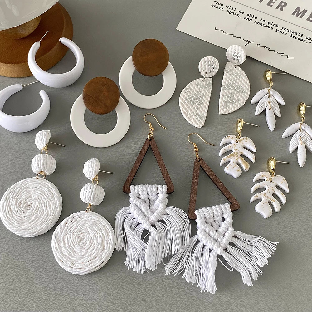 Des boucles d'oreille macramé